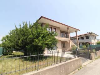 Villa unifamiliare via Andrea Palladio, Centro, Brogliano — foto 2 di 29