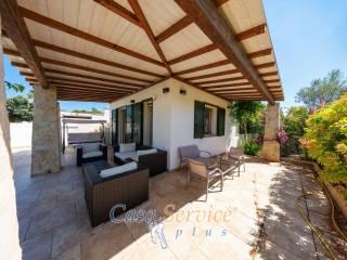 Villa unifamiliare via Amalfi, Marina Di Mancaversa Giannelli, Taviano — foto 18 di 35