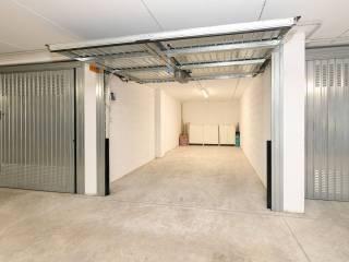 Trilocale via Pietro Calcinardi 26/a, Desenzano Centro, Desenzano del Garda — foto 7 di 13