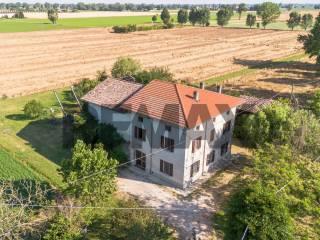 Terratetto unifamiliare frazione Castione dei Marchesi 160, Castione Marchesi, Fidenza — foto 7 di 61