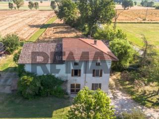 Terratetto unifamiliare frazione Castione dei Marchesi 160, Castione Marchesi, Fidenza — foto 23 di 61
