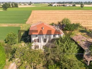 Terratetto unifamiliare frazione Castione dei Marchesi 160, Castione Marchesi, Fidenza — foto 39 di 61