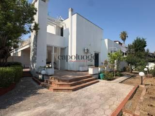 Villa unifamiliare via Flavio Gioia 17, San Cataldo, Lecce