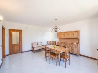 Villa plurifamiliare via Donatori di Sangue 25, Gabbiana, Marcaria