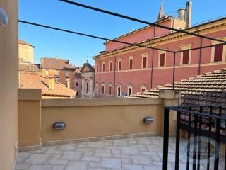 Attico piazza de' Celestini 1, Centro Storico, Bologna — foto 6 di 18