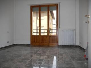 Bilocale largo Usilia 12, Centro, Poggibonsi — foto 6 di 7