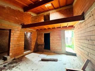Rustico Strada Provinciale Diramazione di Bagnone, Bagnone — foto 3 di 12