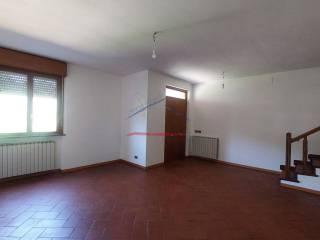 Trilocale viale Dante, Centro, Capolona — foto 30 di 34