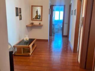 Trilocale via Vittorio Veneto, Malgrate — foto 11 di 22