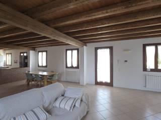 Villa unifamiliare, ottimo stato, 290 m², Polesella