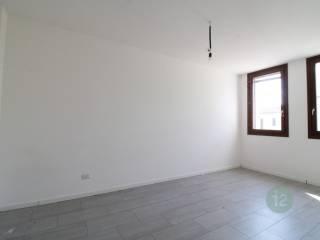 Villa a schiera via Cantone, Centro, San Giacomo delle Segnate