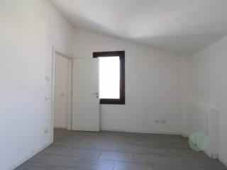 Villa a schiera via Cantone, Centro, San Giacomo delle Segnate — foto 32 di 37
