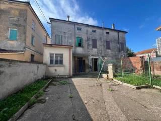 Terratetto unifamiliare 406 m², Centro, Sustinente — foto 19 di 34