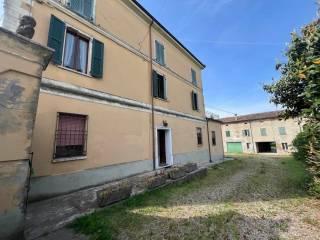 Terratetto unifamiliare 574 m², buono stato, Centro, Sustinente — foto 16 di 30