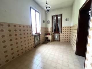 Terratetto unifamiliare 574 m², buono stato, Centro, Sustinente — foto 12 di 30