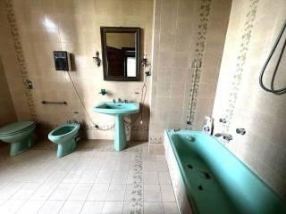Terratetto unifamiliare 574 m², buono stato, Centro, Sustinente — foto 10 di 30