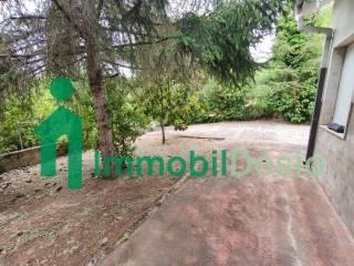 Villa bifamiliare Contrada Grutto, Tito — foto 22 di 27