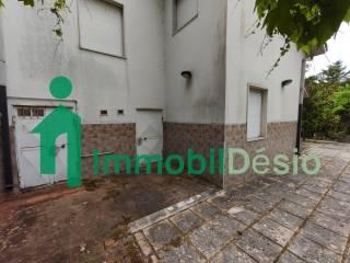 Villa bifamiliare Contrada Grutto, Tito — foto 18 di 27