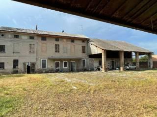 Cascina, da ristrutturare, 935 m², Centro, Genivolta — foto 12 di 30