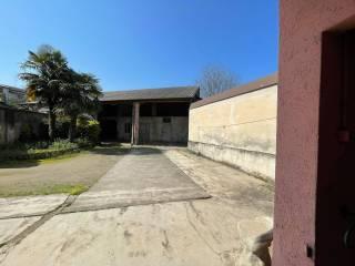 Terratetto unifamiliare 287 m², buono stato, Centro, Genivolta — foto 24 di 51