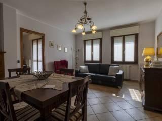 Trilocale via G. B . Zucchi 3, Centro, Mandello del Lario — foto 19 di 26