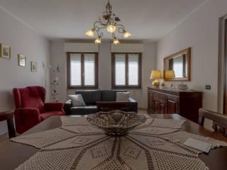 Trilocale via G. B . Zucchi 3, Centro, Mandello del Lario — foto 25 di 26