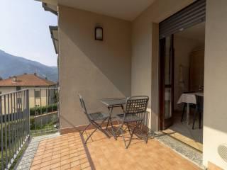 Trilocale via G. B . Zucchi 3, Centro, Mandello del Lario — foto 16 di 26