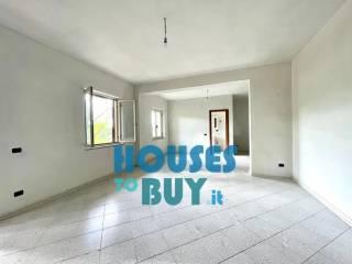 Villa a schiera via Giuseppe di Vittorio, 7, Carfizzi — foto 2 di 30