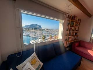 Attico via Vittorio Emanuele, Castellammare, Palermo — foto 3 di 10