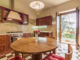 Casale, buono stato, 635 m², Monterazzano, Viterbo — foto 3 di 17