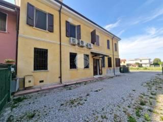 Casa colonica via Granasso 49, Cappelletta, Borgo Virgilio — foto 3 di 13