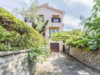 Villa unifamiliare via della stazione 116, Bassano Romano — foto 2 di 44