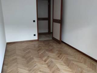 Trilocale via Aldo Manuzio 5, Centro Storico, Carpi — foto 8 di 10