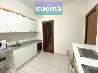 Stanza singola via Felice Cavallotti 136, Monza — foto 4 di 6