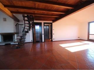 Attico buono stato, 160 m², Centro, Oleggio — foto 12 di 19
