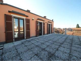 Attico buono stato, 160 m², Centro, Oleggio — foto 3 di 19