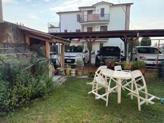 Villa bifamiliare via Virgilio 31, Revere, Borgo Mantovano — foto 4 di 23