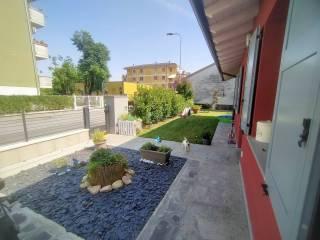 Villa unifamiliare via dei Gerani 1, Centro, Castelverde — foto 3 di 35