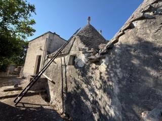 Casa colonica C.da Chiobbica di Cisternino, Cisternino — foto 10 di 45