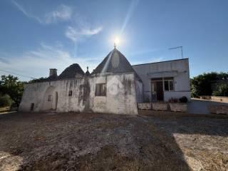 Casa colonica C.da Chiobbica di Cisternino, Cisternino — foto 45 di 45