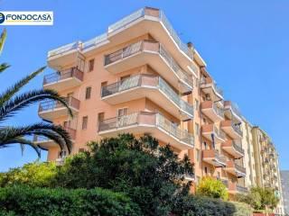Bilocale via Lungomare Matteotti 29, Borghetto Santo Spirito — foto 9 di 12