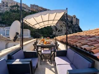Terratetto unifamiliare largo F. Cribellati, Tropea — foto 10 di 15