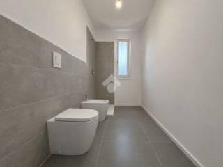 Villa plurifamiliare via Delle Querce 7, Centro, Cisterna di Latina — foto 2 di 22