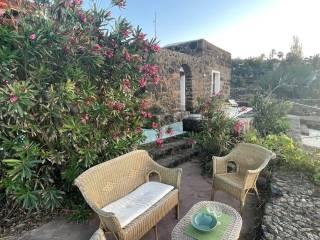 Villa unifamiliare C.da Bugeber Campobello snc, Bugeber, Pantelleria