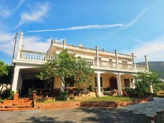 Villa unifamiliare via Vicinale Vecchia di Peagna 1, Albenga — foto 3 di 23