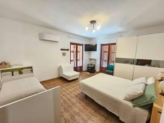 Villa unifamiliare via Vicinale Vecchia di Peagna 1, Albenga — foto 5 di 23