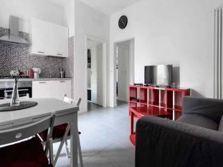 Stanza in affitto in appartamento via Oreste Regnoli, Bologna