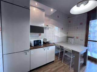 Quadrilocale ottimo stato, terzo piano, Ospedale - Villaggio Manenti, Reggio Emilia — foto 13 di 23