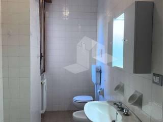 Quadrilocale ottimo stato, terzo piano, Ospedale - Villaggio Manenti, Reggio Emilia — foto 19 di 23