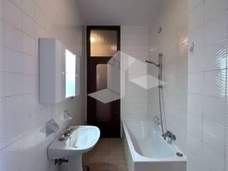 Quadrilocale ottimo stato, terzo piano, Ospedale - Villaggio Manenti, Reggio Emilia — foto 10 di 23